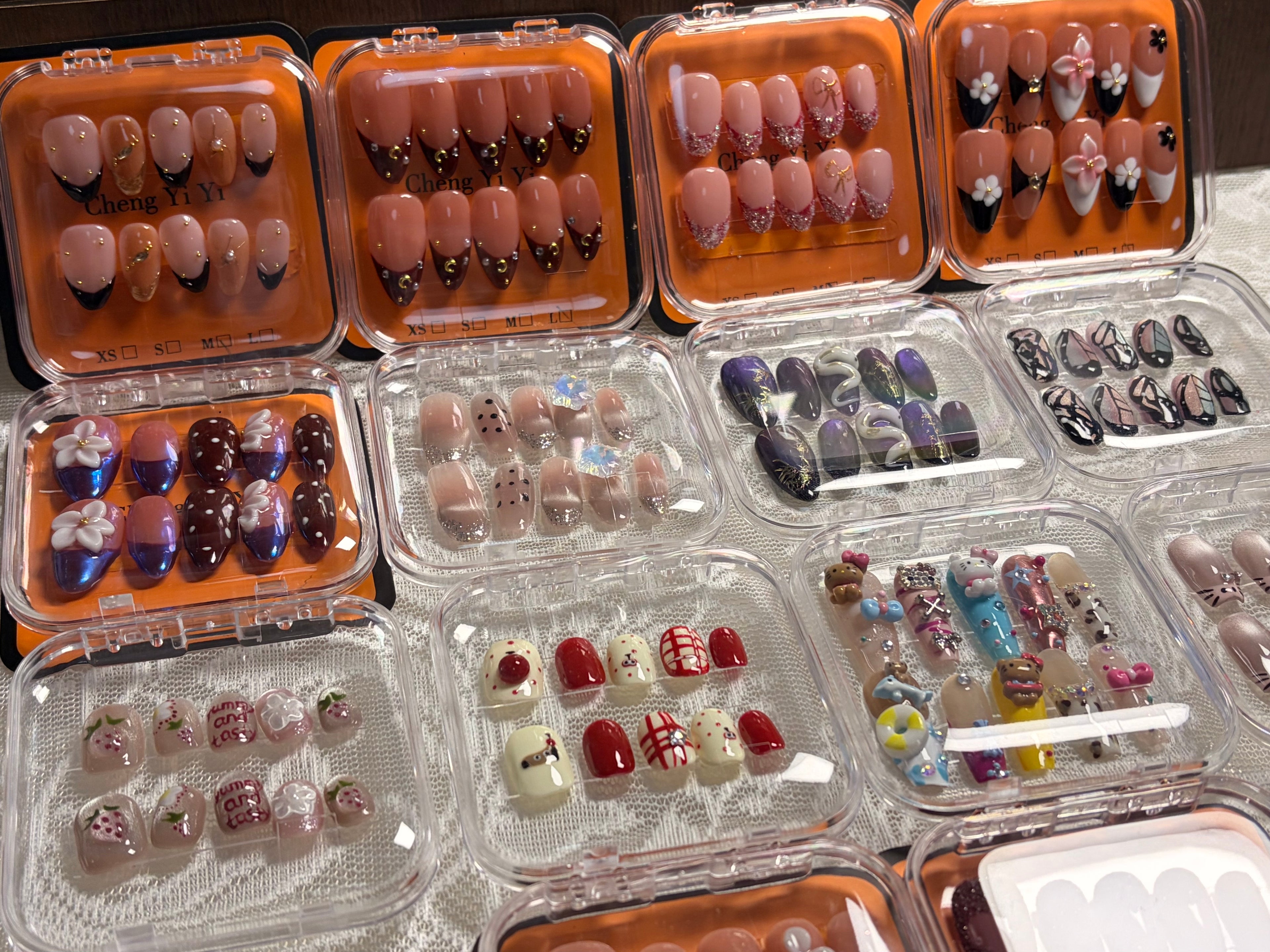 CHOOSE one by one High qulity Press-on nails